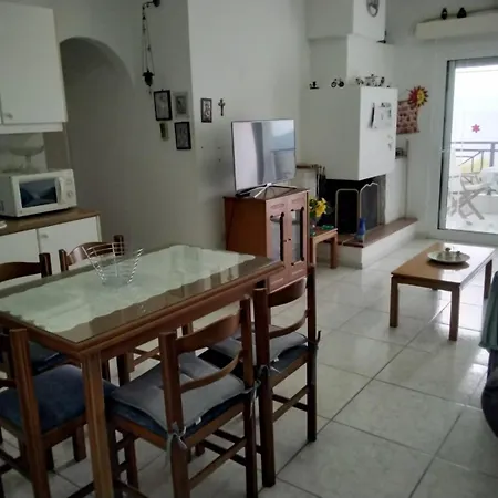 Anastasia * Παραλία Ακράτας